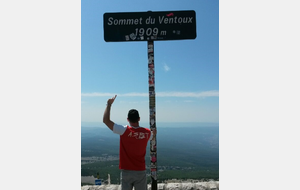 Au sommet du Mont Ventoux (à la montagne)